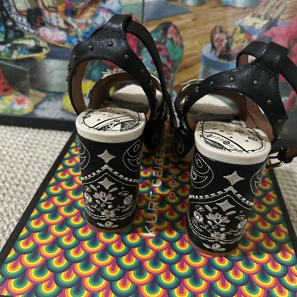 Kurt Geiger Black and White Floral Sandals - Picture 3 of 5